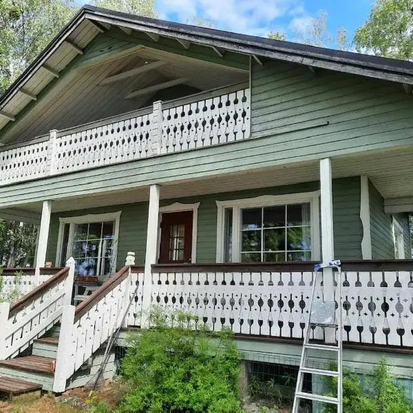 Luonnon rauhaa Kalliosaaressa, private island，位于Polvijärvi的酒店