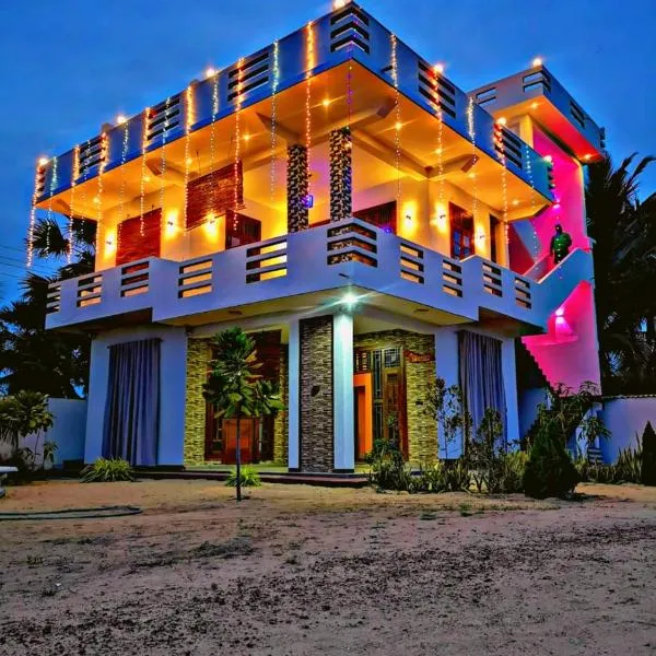 SHARAH Beach Resort，位于Addaippallam的酒店