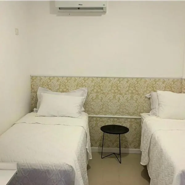 AP1203 . CONFORTO, PRATICIDADE E LOCALIZAÇÃO，位于马林加的酒店