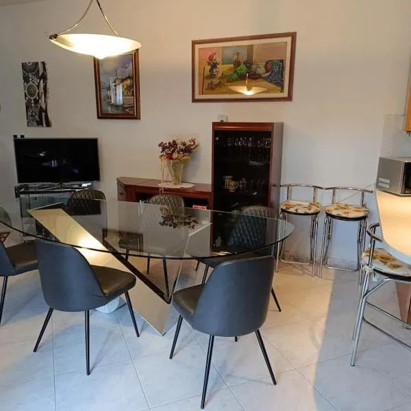 Appartamento in corte，位于Mozzecane的酒店