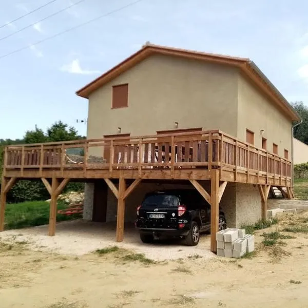 Chalet El Cant dels Ocells，位于Fillols的酒店