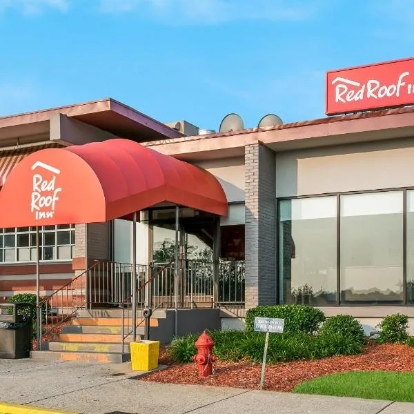 Red Roof Inn Baltimore，位于Rolling Road Farms的酒店