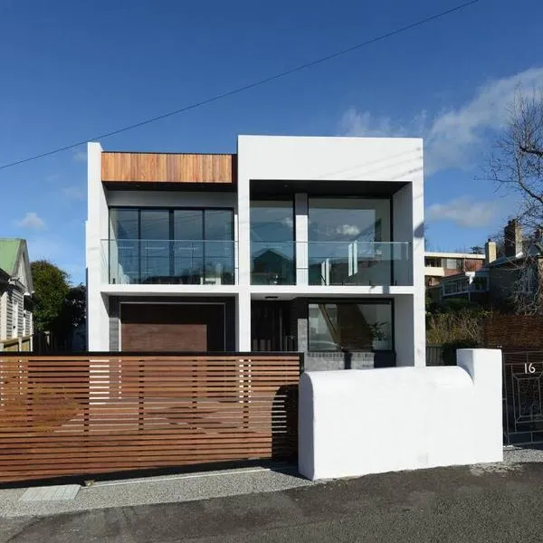 Modern Sandy Bay Apt - Close to Salamanca & CBD，位于桑迪湾的酒店