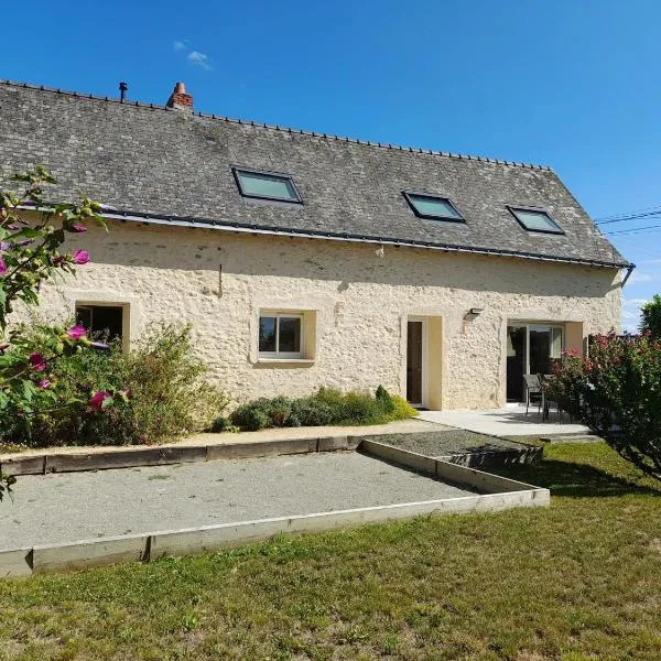 Gîte de charme pour 6 pers. près d'Angers, calme campagnard - FR-1-622-27，位于Corzé的酒店