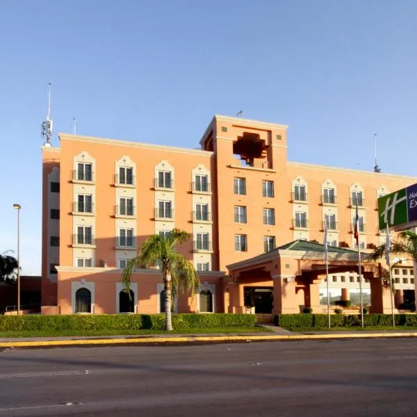 托雷翁智选假日酒店，位于Ciudad Lerdo的酒店