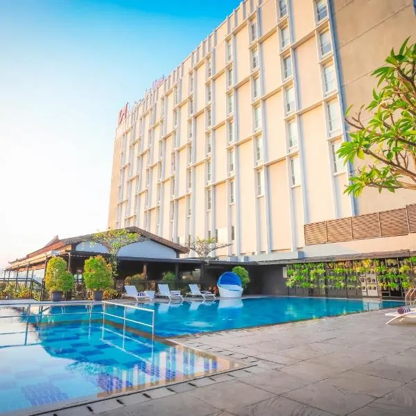 梭罗萨里佩托赫瑞士贝尔酒店，位于Gatak的酒店