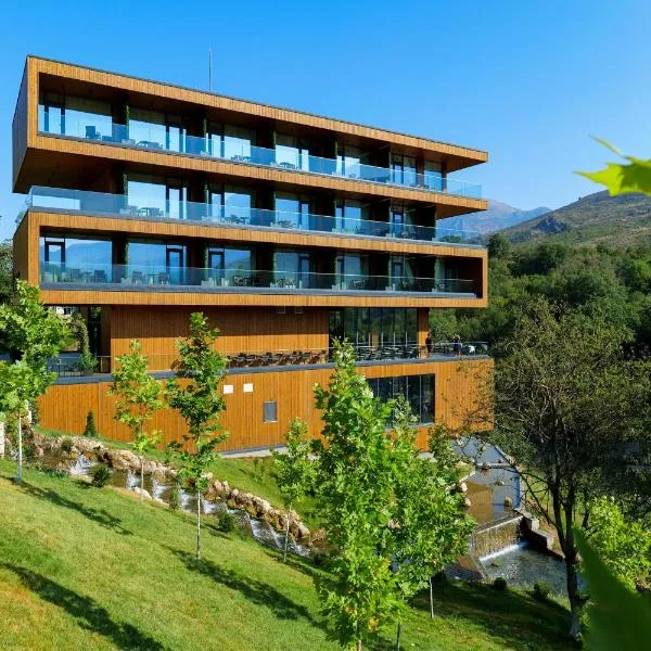Hotel Uji Ftohte Tepelene，位于Lekël的酒店