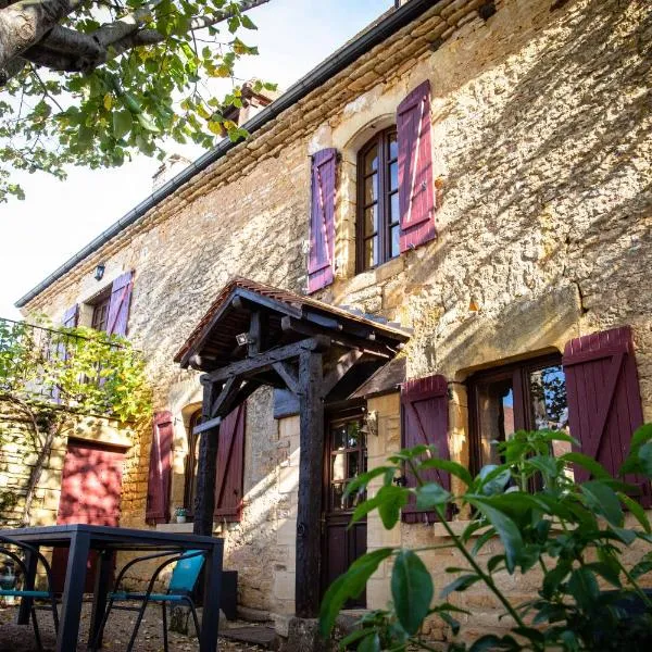 Gite la vigne 4 à 10 personnes Domaine Saint Raphaël，位于Prats-de-Carlux的酒店