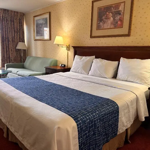 西摩温德姆旅程住宿酒店，位于西摩的酒店