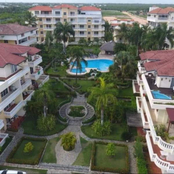 Residencial Las Palmeras de Willy Boca Chica，位于博卡奇卡的酒店