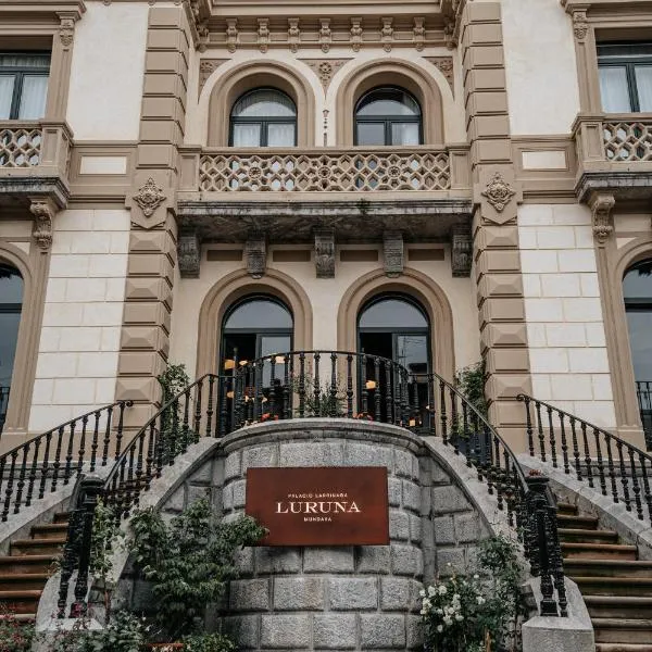 Hotel Luruna Palacio Larrinaga，位于Menaka的酒店