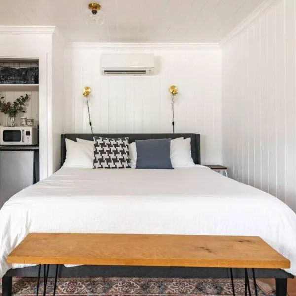 Downtown Studio 2 at Beer Ranch Project Inn，位于温伯利的酒店