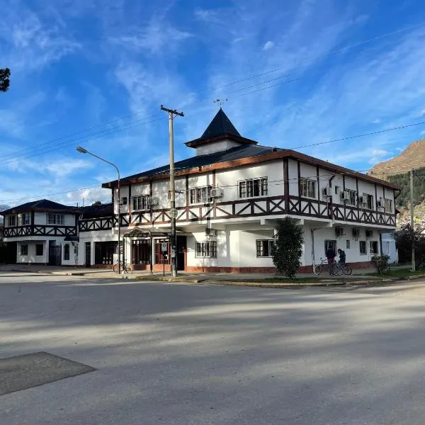 Hotel Pintó Terraza，位于Lago Futalaufquen的酒店