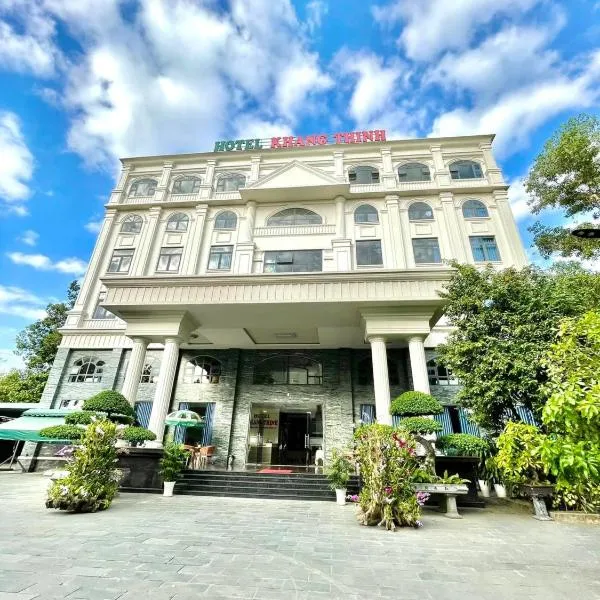 Khang Thịnh Hotel Long Thành，位于Ấp Long Khánh的酒店