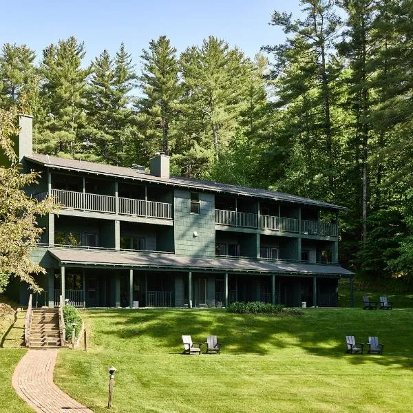 Bluebird Cady Hill Lodge，位于Stowe Fork的酒店