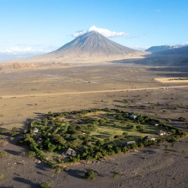 Lake Natron Maasai giraffe eco Lodge and camping，位于Mtowabaga的酒店