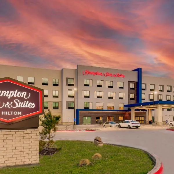 Hampton Inn & Suites Weatherford, Tx，位于Buckner的酒店