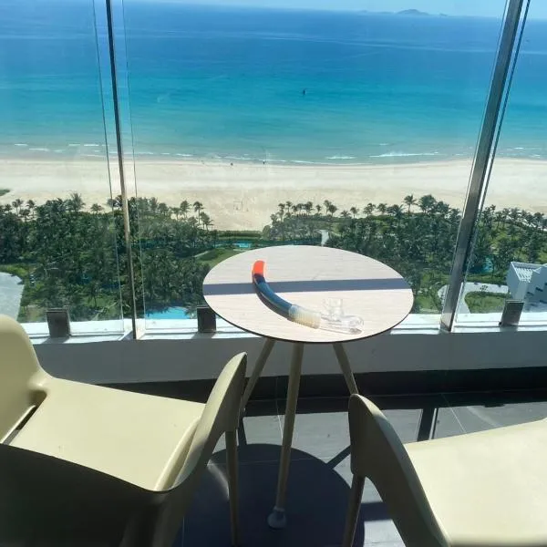 Ocean view at The Arena Cam Ranh resort, Bai Dai beach - near Airport Nha Trang, Khanh Hoa，位于Cam Lâm的酒店