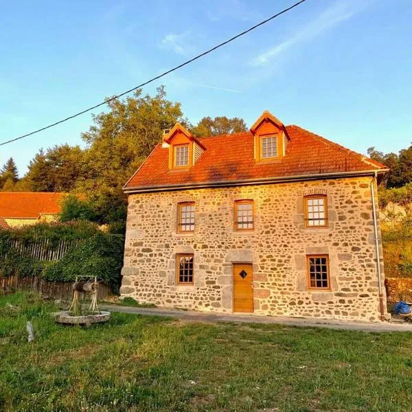 Les Maisons du Bonheur & Balnéo，位于Croze的酒店