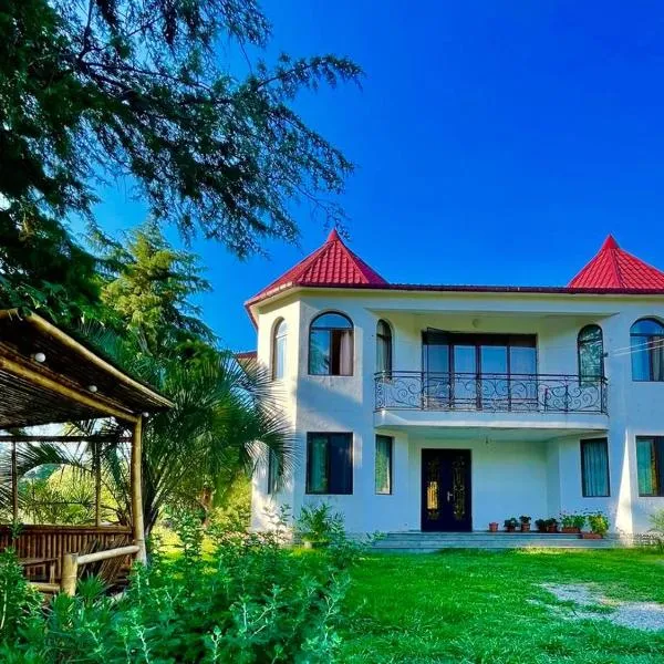 Villa in Chakvi，位于查克维的酒店