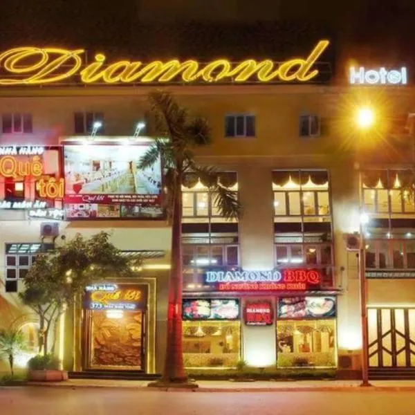 Khách Sạn Kim Cương Thái Bình，位于Phu Lưu的酒店