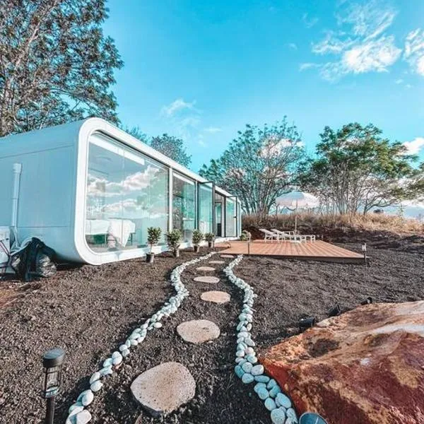 Modern Off Grid Tiny Home!，位于Waianae的酒店