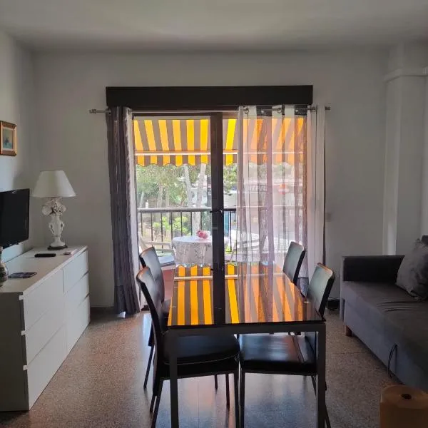 Moraira centrico piscina relax，位于莫莱拉的酒店