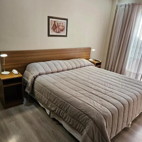 DAKAR HOTEL，位于Villa Marini的酒店