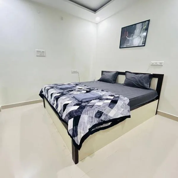 Bigson Service Apartments Gachibowli，位于Lingampalli的酒店