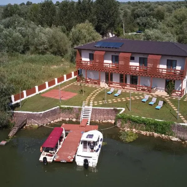 Eden Uzlina，位于Uzlina的酒店