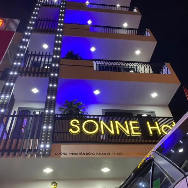 Sonne Hotel Quang Binh，位于Ðộng Hỏi的酒店