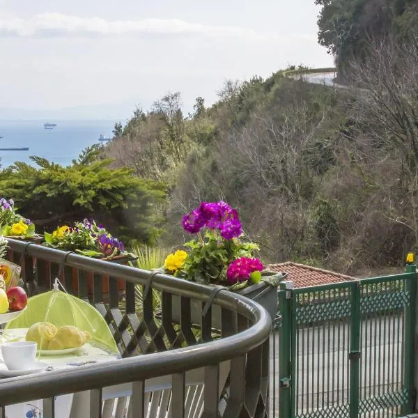 丰塔纳里米特别墅住宿加早餐旅馆，位于维耶特里的酒店