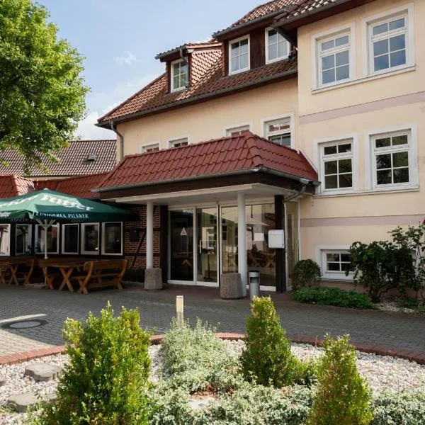 Hotel National，位于Löbnitz的酒店