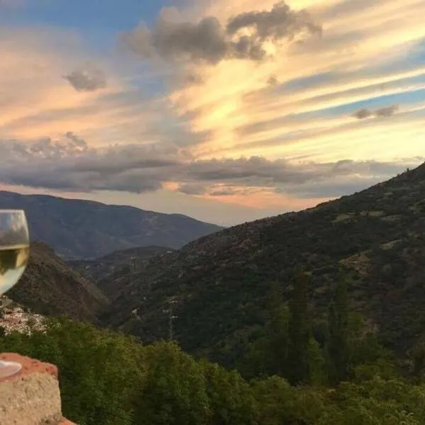 Casa Mirador Bubion, Large Terrace & Amazing Views，位于布维翁的酒店