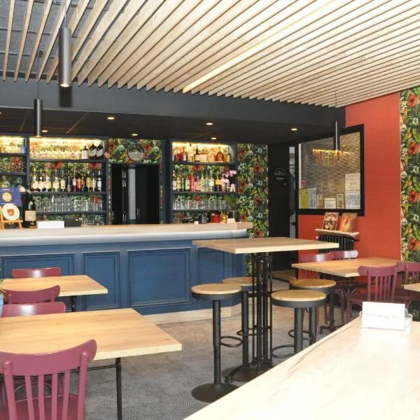 Hôtel des Voyageurs Restaurant Traiteur，位于Bagnols的酒店