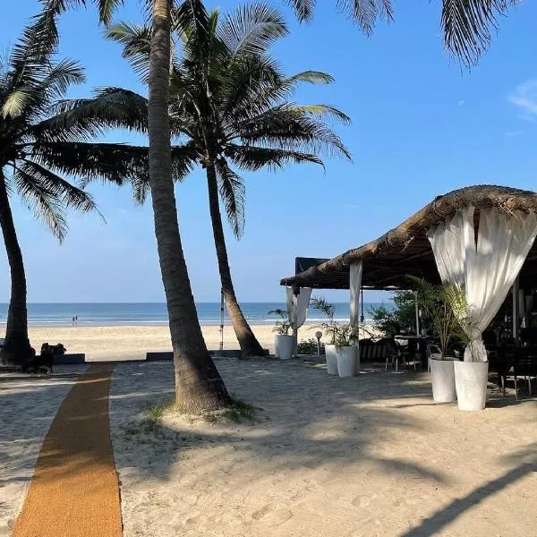 Mamagoa Beach Resort，位于曼德姆的酒店