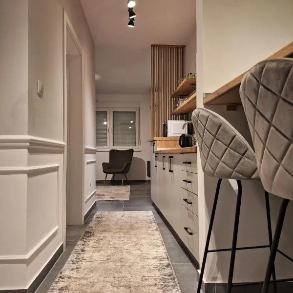 Azimut apartman，位于比耶利纳的酒店
