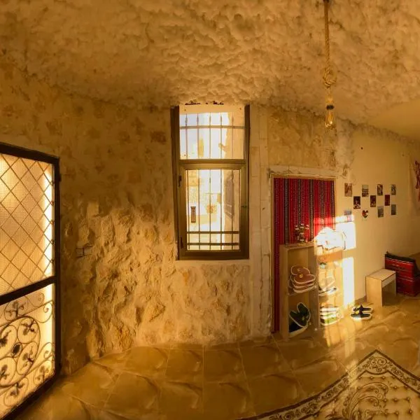 Nabati hostel，位于Ar Rīshah的酒店
