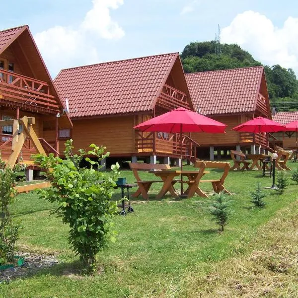 Domki nad Soliną DAGA 600-384-796，位于索利纳的酒店