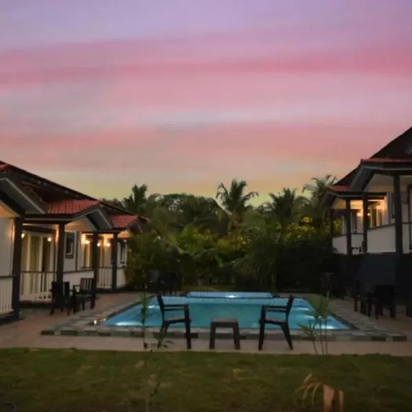 FabEscape Vagator Retreat Resort With Swimming Pool - Nr Vagator Beach，位于戈阿韦尔哈的酒店