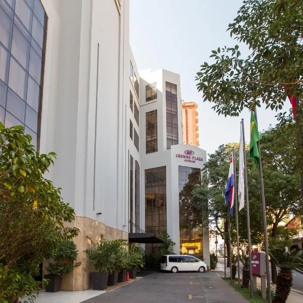 Crowne Plaza Asunción, an IHG Hotel，位于亚松森的酒店