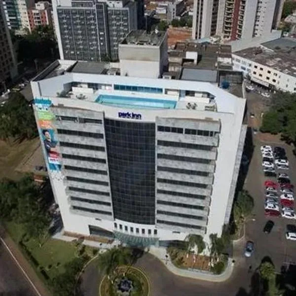 COBERTURA DUPLEX 70 m COM HIDRO NO MELHOR HOTEL DE TAGUATINGA，位于塔瓜汀加的酒店