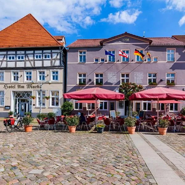 阿蒙市场及啤酒屋斯特库酒店，位于Neuendorf的酒店