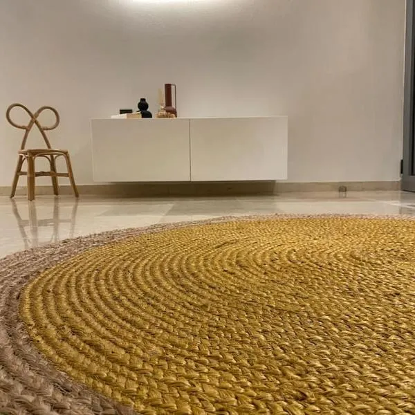 Kikkos Village House，位于Néa Koróni的酒店