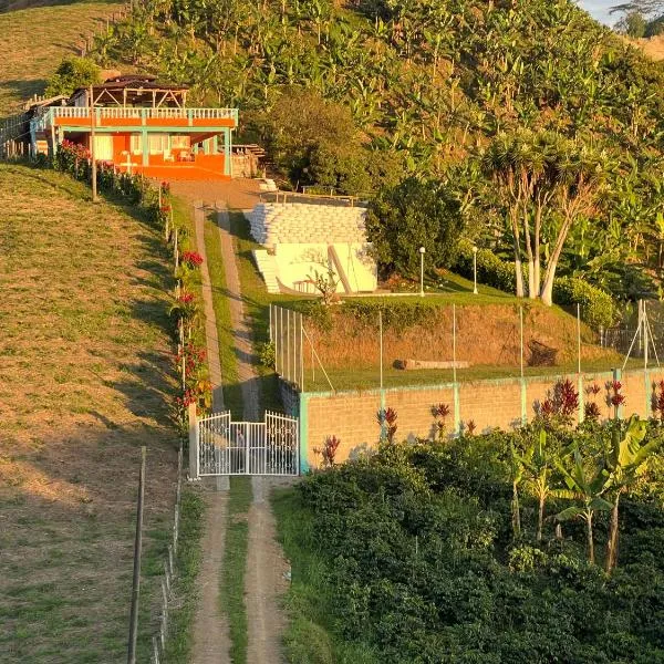 Finca el rosal，位于佩雷拉的酒店