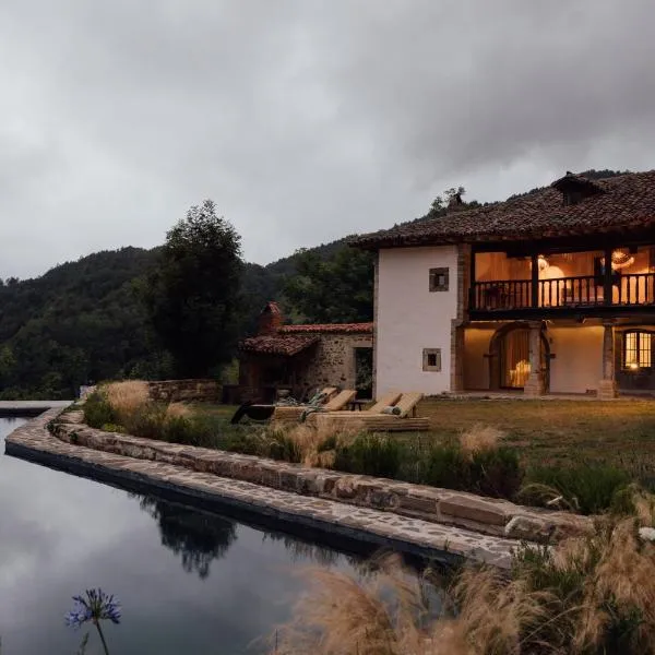 SOLO PALACIO - Boutique Hotel & Spa，位于Llanuces的酒店