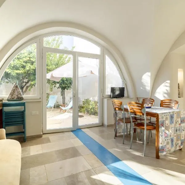 Agrumeto sul mare，位于维拉诺瓦的酒店