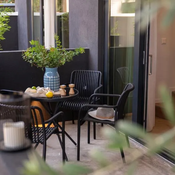Loft Studios，位于阿特米达的酒店