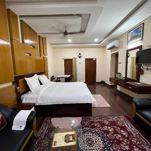 Hotel TamilNadu - Thanjavur，位于Būdalūr的酒店