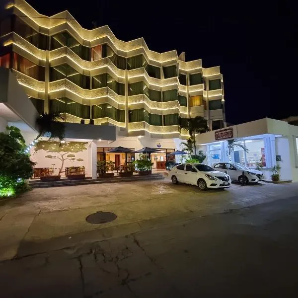 科苏梅尔广场酒店，位于Banco Playa的酒店